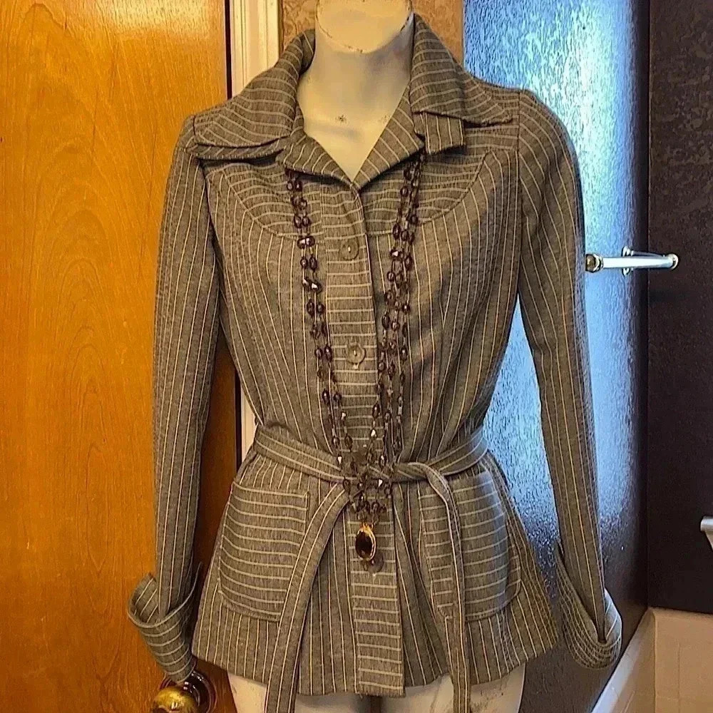 Women’s Pinstripe Blazer/Pantsuit Set